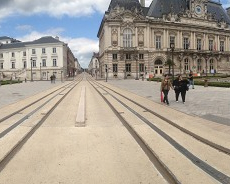 Juin 2013, réception du Tram de Tours