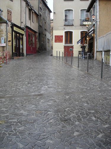 Rue pavée grâce à l'entreprise Centralpose